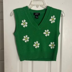 Green sweatervest